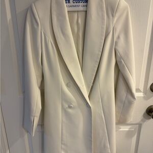 Chic White Women's Blazer